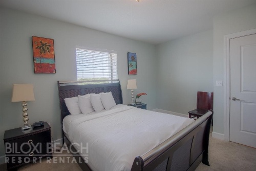 Sea Breeze 712 - Three Bedroom Apartment image 19