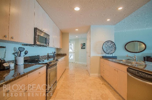 Sea Breeze 712 - Three Bedroom Apartment image 24