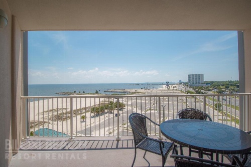 Sea Breeze 712 - Three Bedroom Apartment image 28