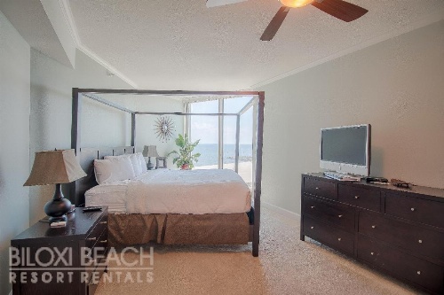 Sea Breeze 712 - Three Bedroom Apartment image 29